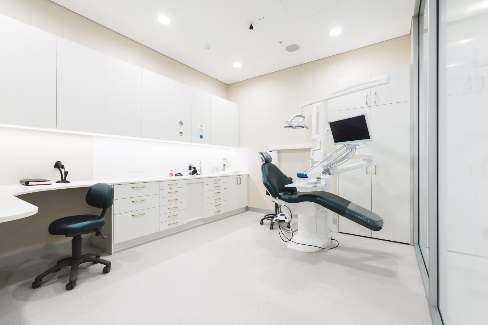 Treatment room at Sienna Smiles dental practice in Hilbert