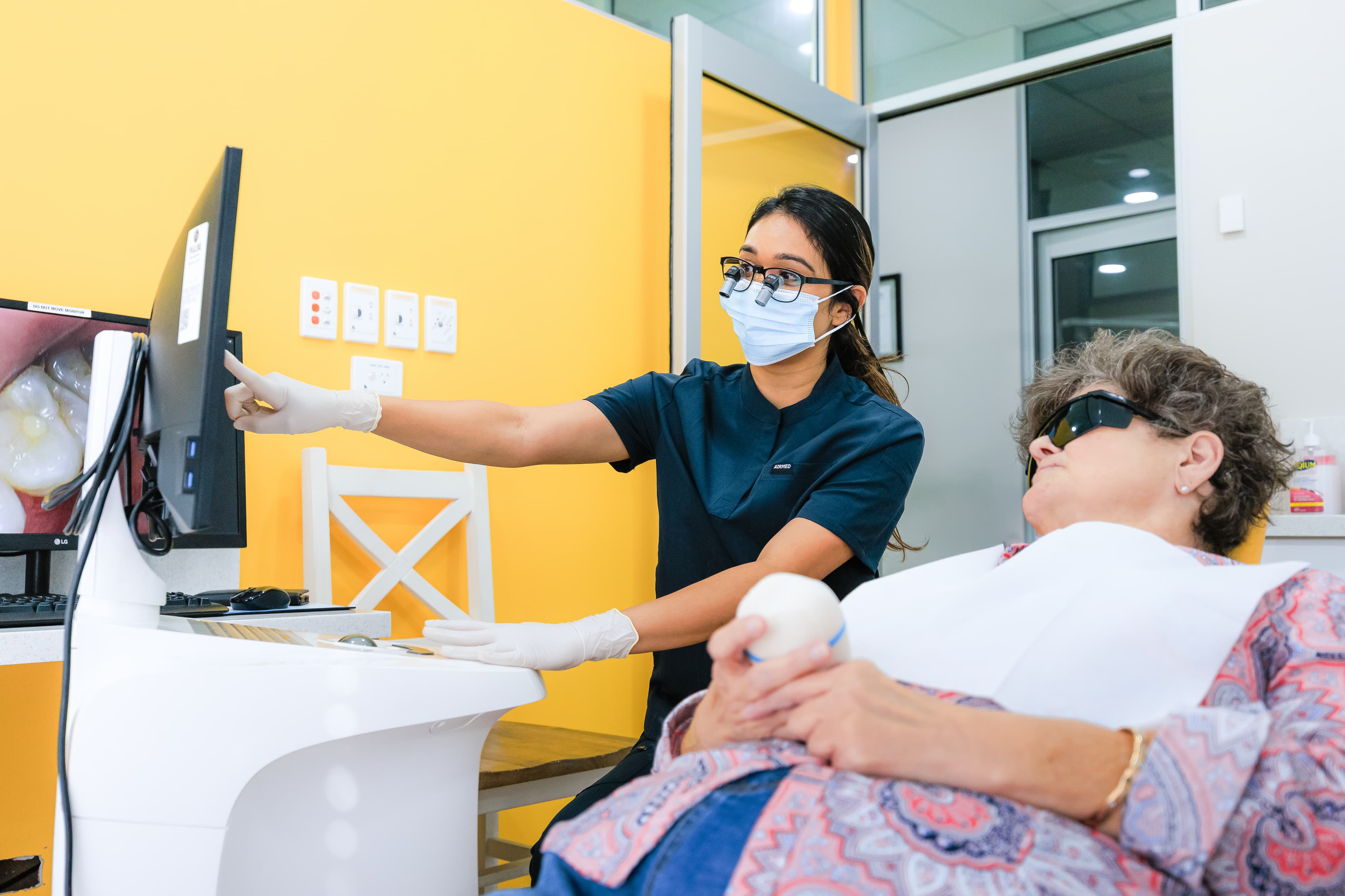 Sienna Smiles tooth extraction consultation
